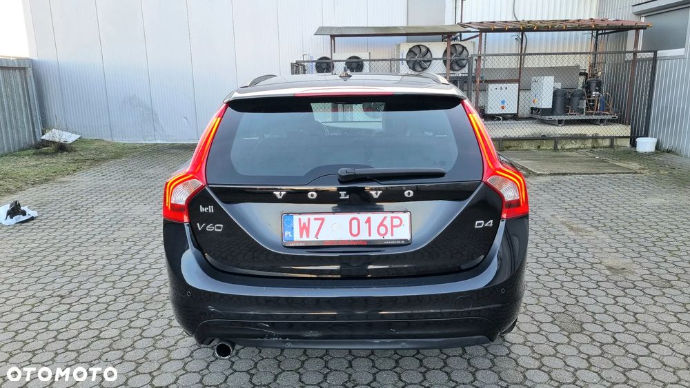 Volvo V60 D4 Momentum - 5