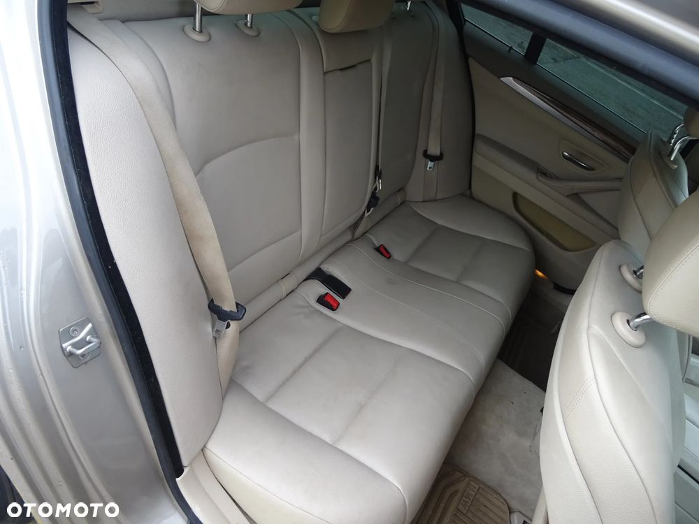 BMW Seria 5 520d - 18