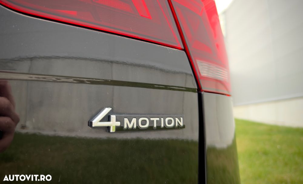 Volkswagen Tiguan 2.0 TDI SCR 4MOTION DSG R-Line - 32