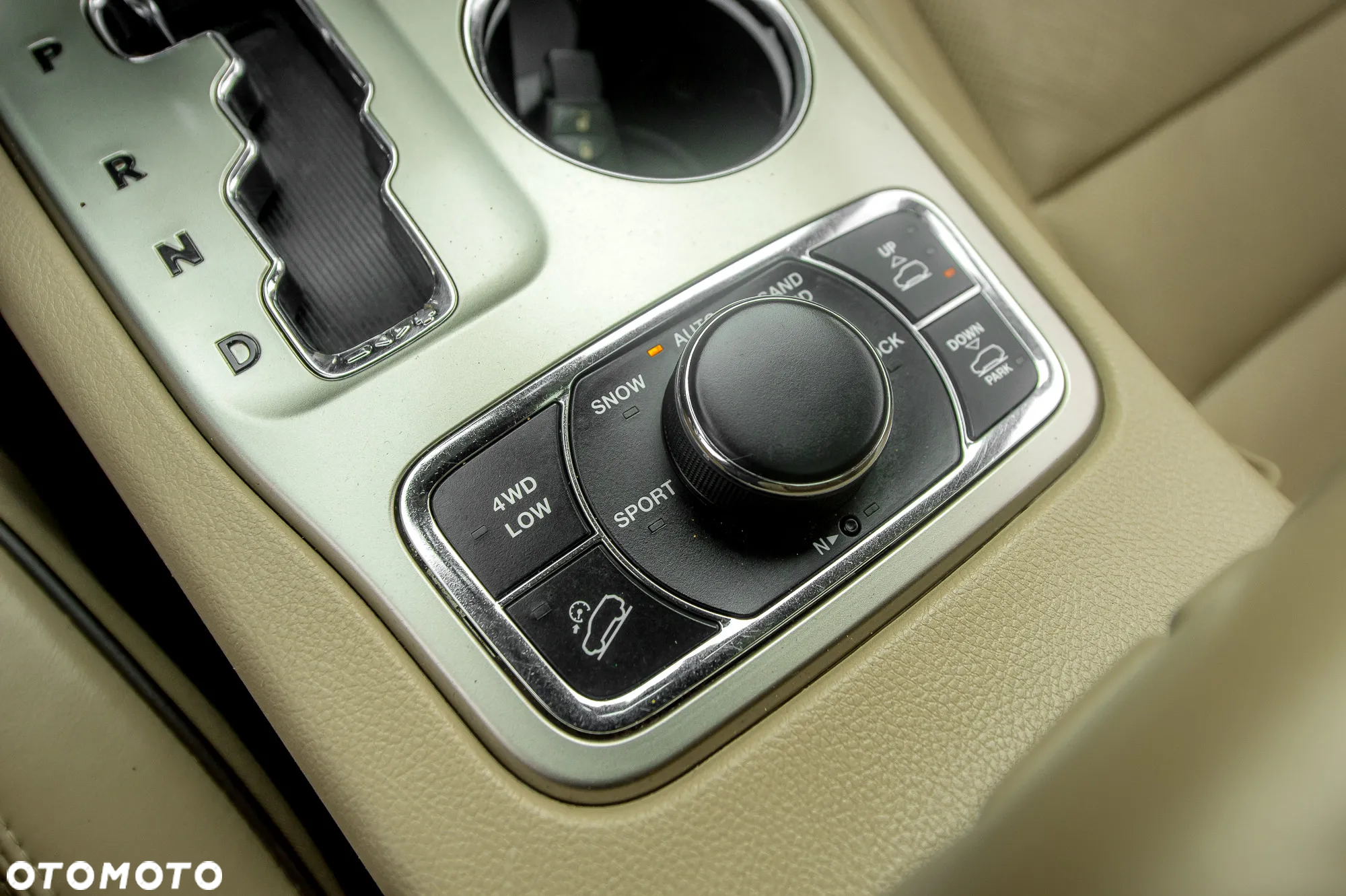 Jeep Grand Cherokee 3.6 V6 Overland - 35