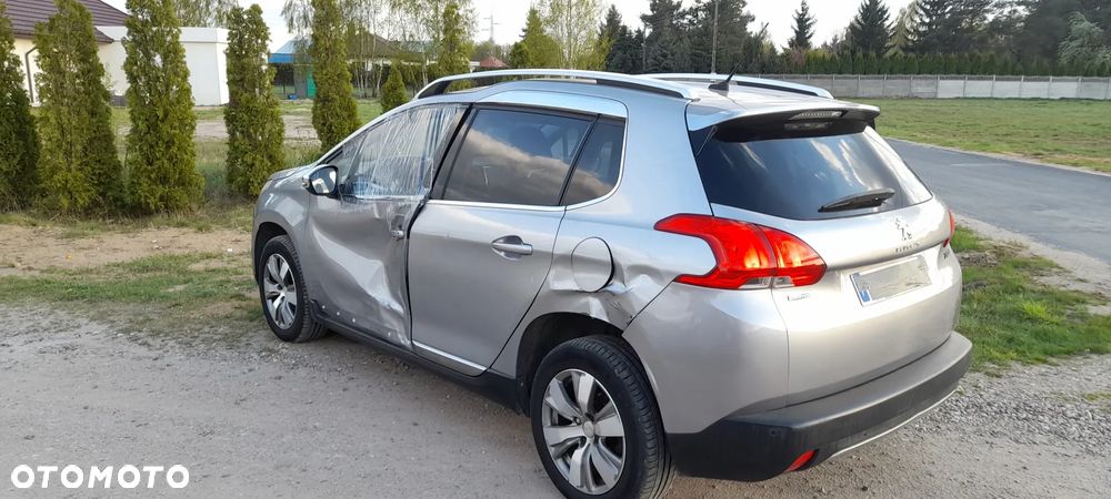 Peugeot 2008 BlueHDi FAP 120 STOP & START Business-Line - 11