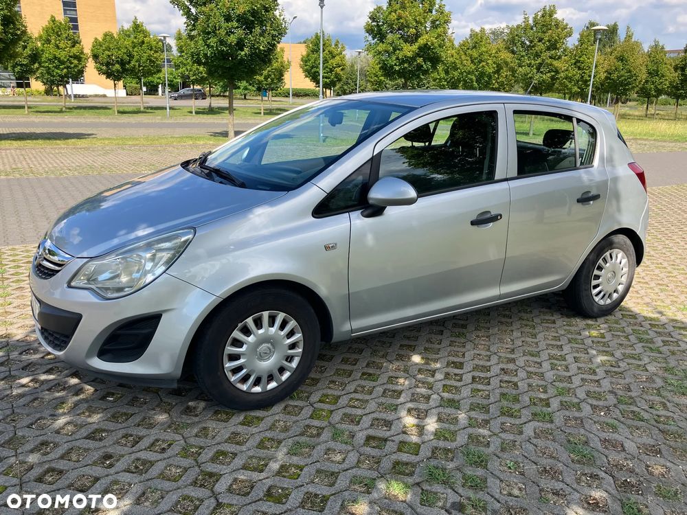 Opel Corsa 1.0 12V Essentia - 1