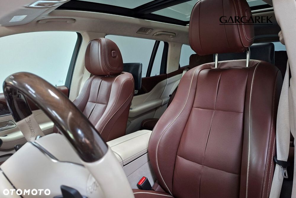 Mercedes-Benz GLS - 14