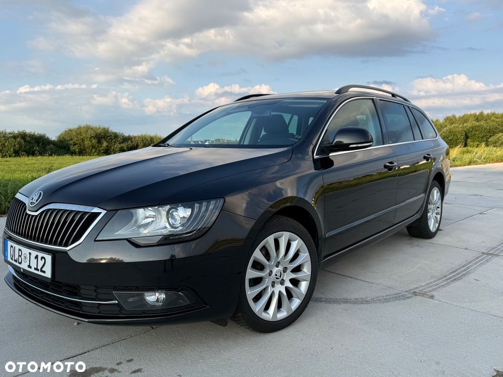 Skoda Superb 2.0 TDI Green tec DSG Elegance - 13