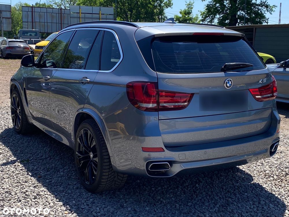 BMW X5 xDrive50i Sport-Aut - 12