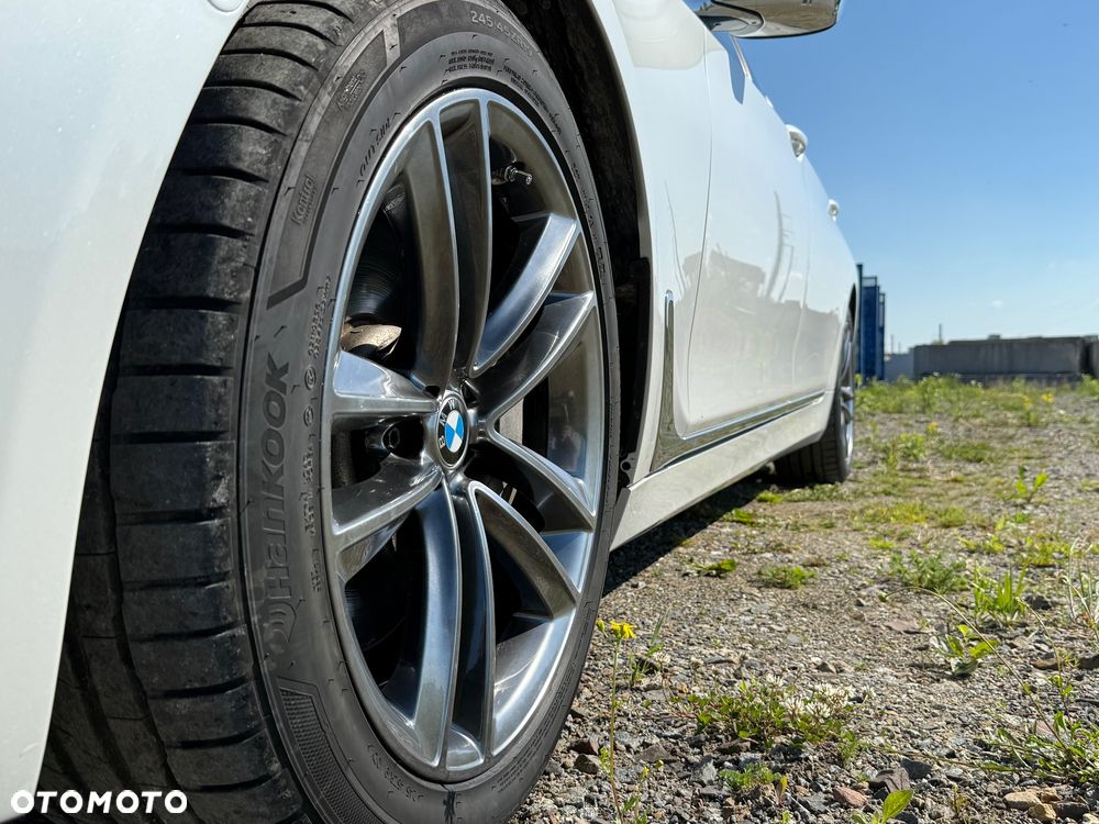 BMW Seria 7 750i xDrive - 19