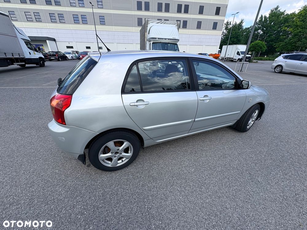 Toyota Corolla 1.6 VVT-i Sol (air6) - 5