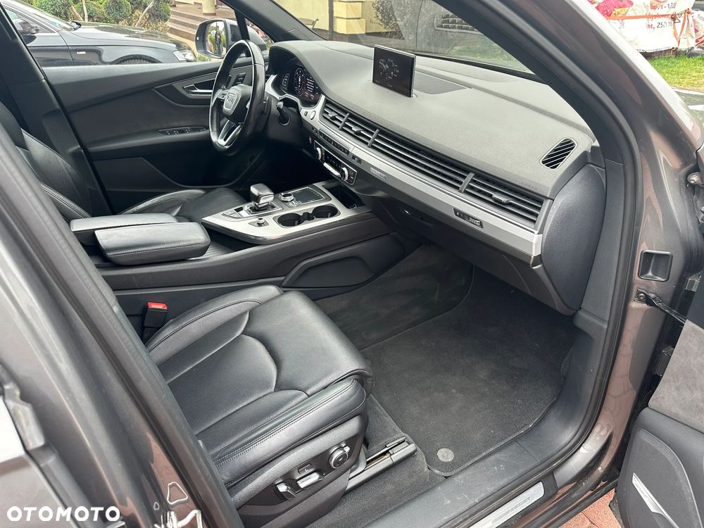 Audi Q7 - 26