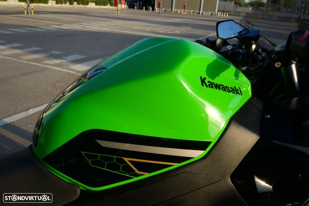 Kawasaki Ninja KRT - 40