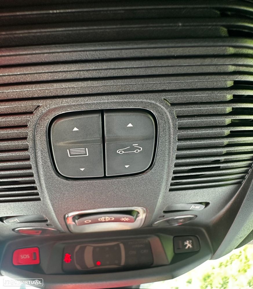 Peugeot 5008 BlueHDI 130 EAT8 GT - 17