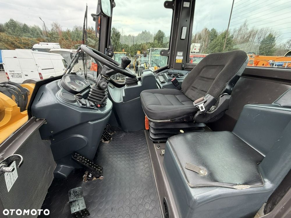 Mecalac AS 700 Obrotowe ramie Szybko-Złącze Mało motogodzin - 23