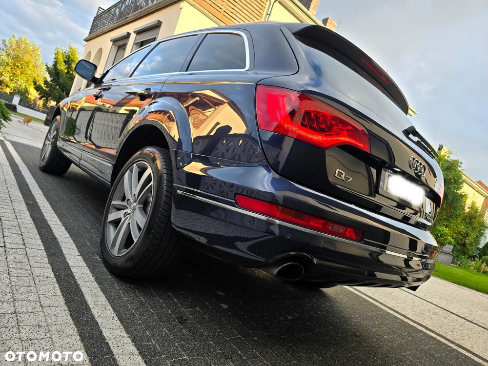 Audi Q7 3.0 TFSI Quattro Tiptronic - 24