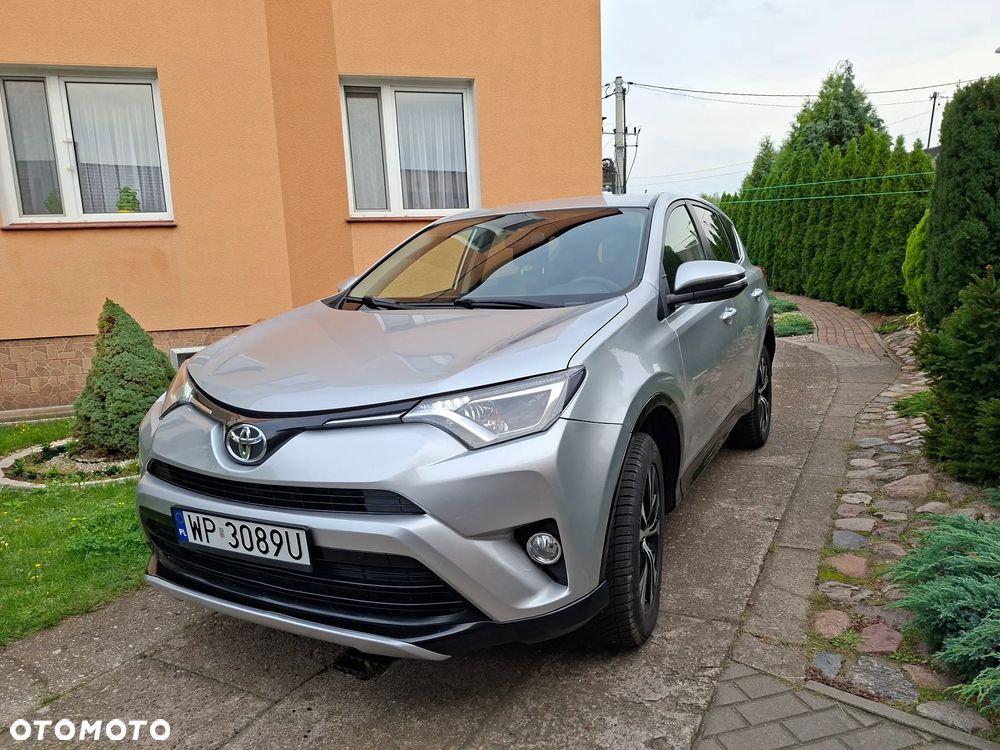 Toyota Rav4 2015 photo 2