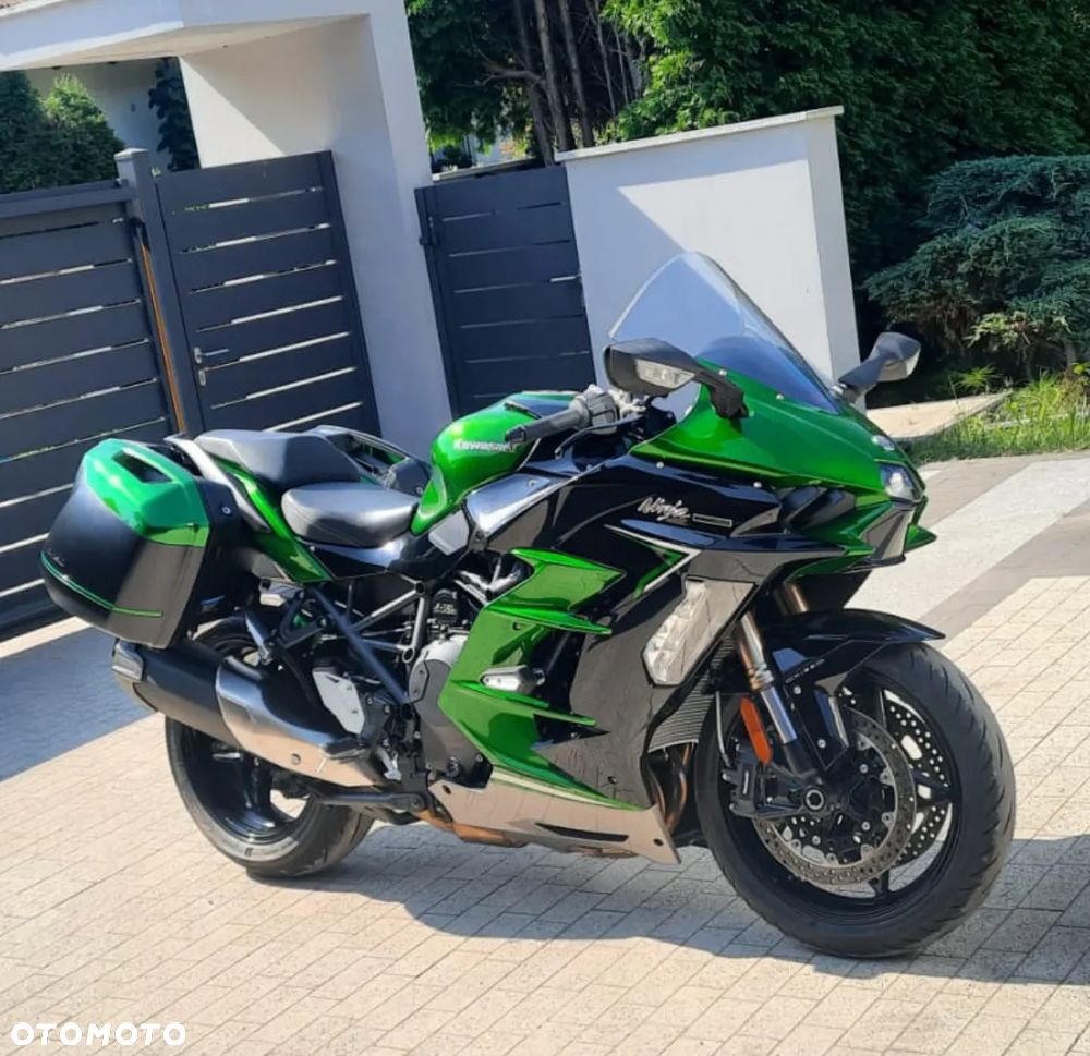 Kawasaki Ninja H2 SX - 1