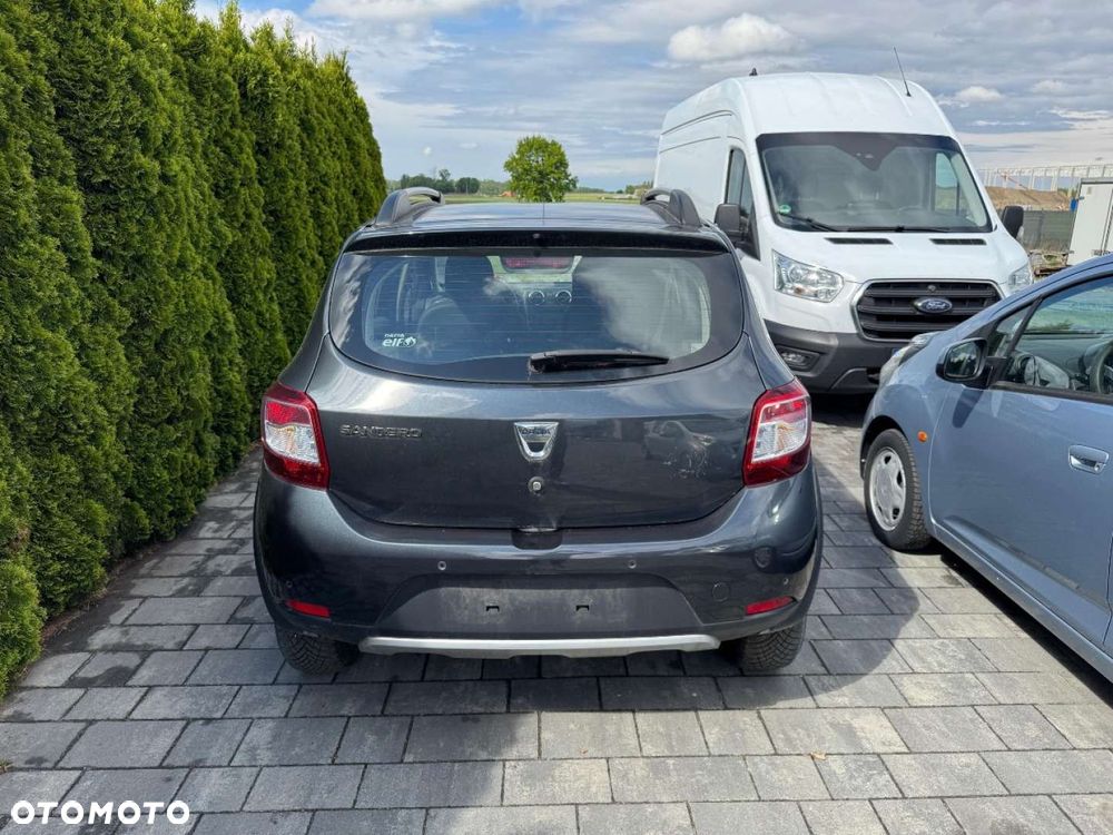 Dacia Sandero - 6