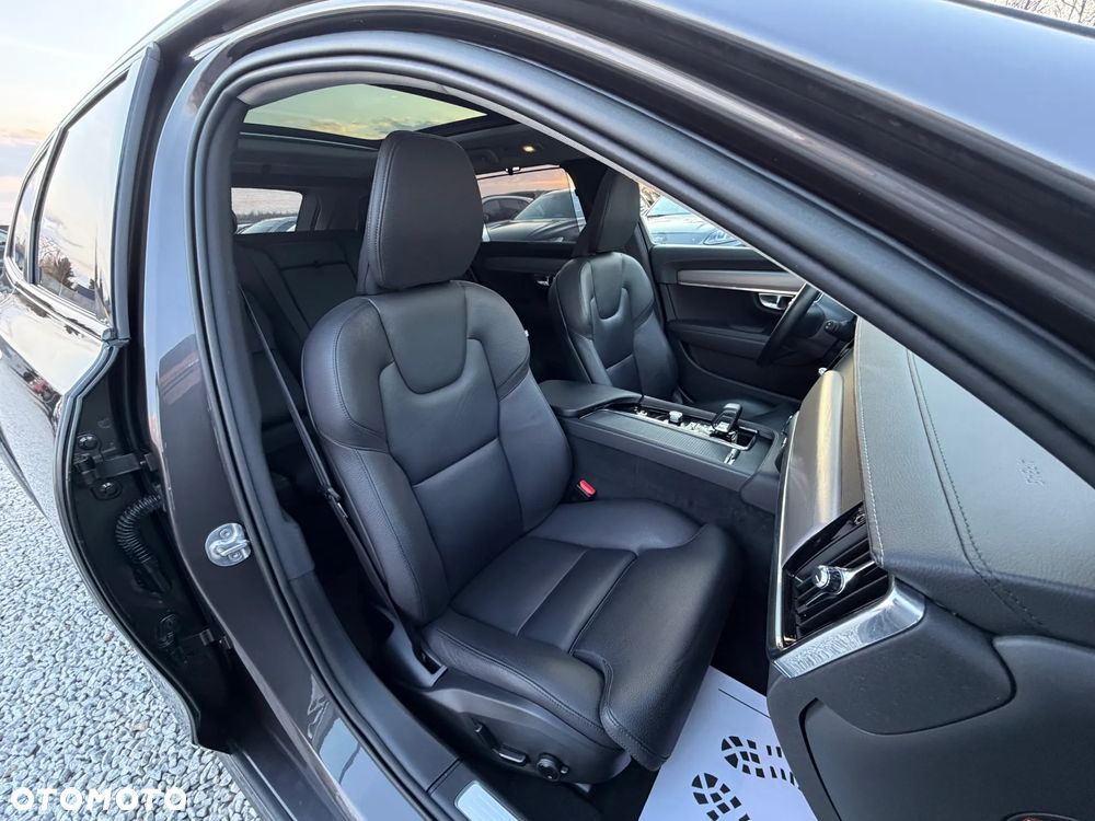 Volvo V90 Cross Country B5 D AWD Ultimate - 37