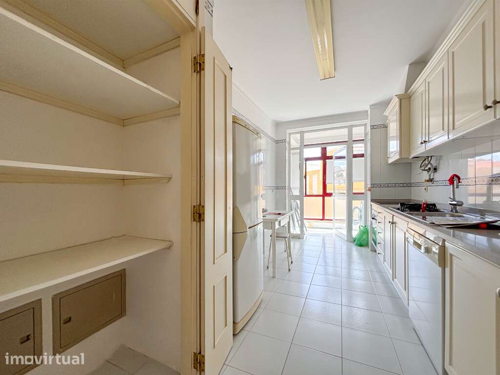 Apartamento T3 com garagem em zona de Celas - Grande imagem: 3/13