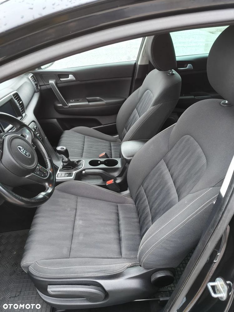 Kia Sportage - 11