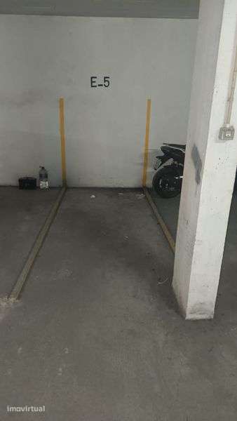 Estancionamento para Moto - Grande imagem: 3/3