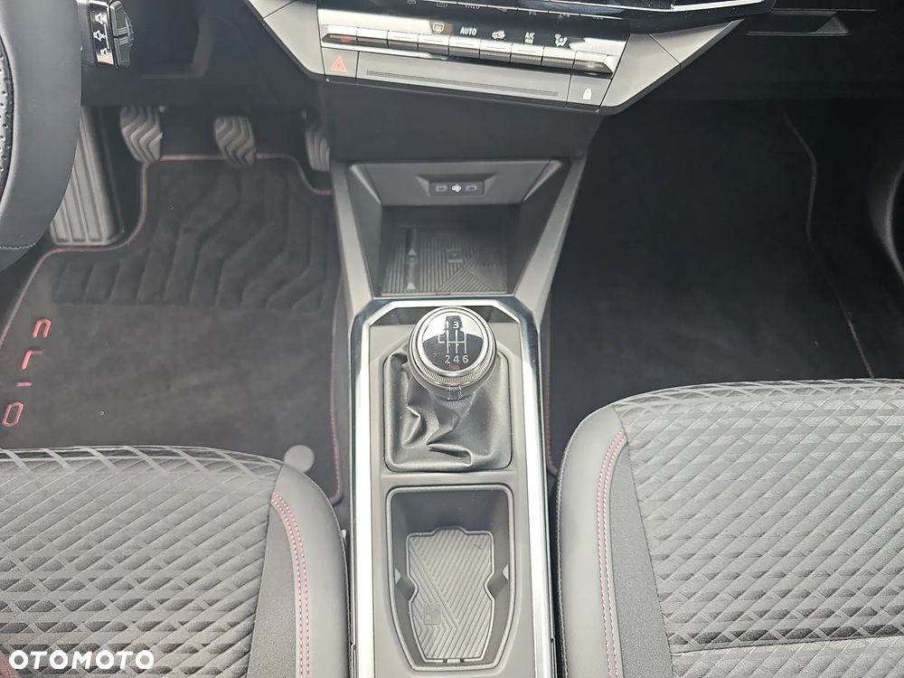 Renault Clio - 18