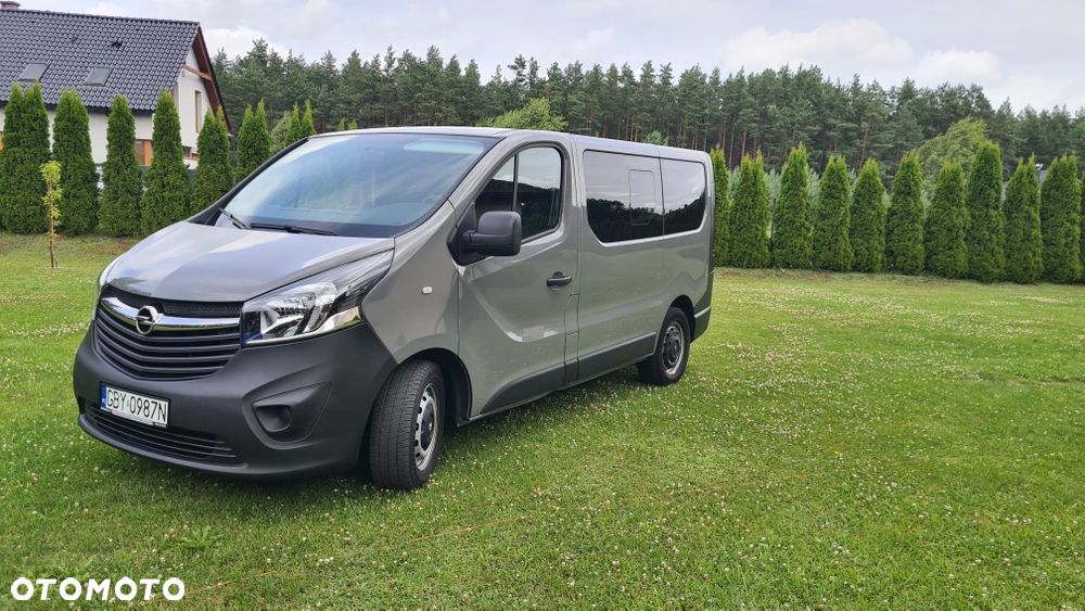 Opel Vivaro - 2