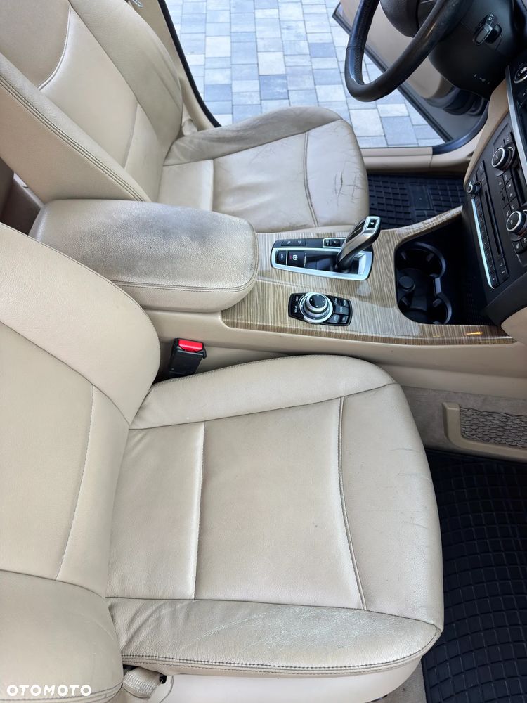 BMW X3 28i xDrive - 16