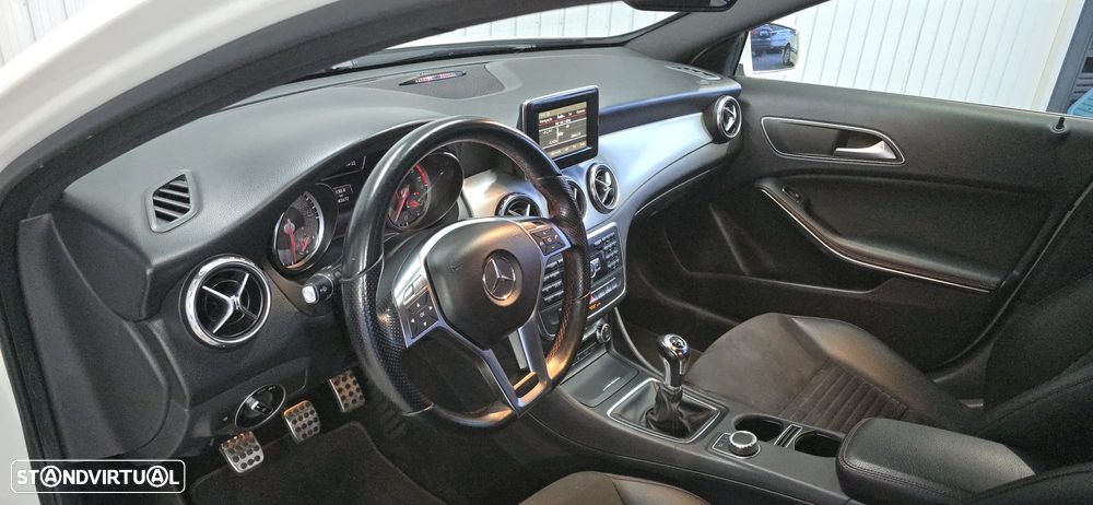 Mercedes-Benz GLA 200 CDI AMG Line - 20