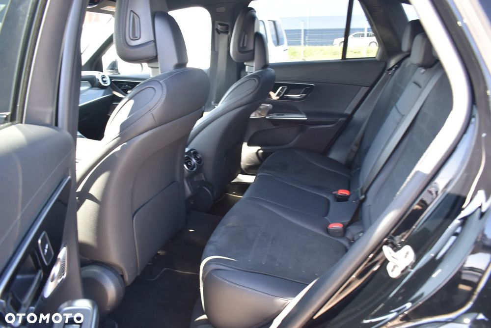 Mercedes-Benz GLC 300 d mHEV 4-Matic Avantgarde - 11