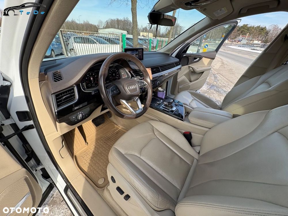 Audi Q7 3.0 TFSI Quattro Tiptronic - 22