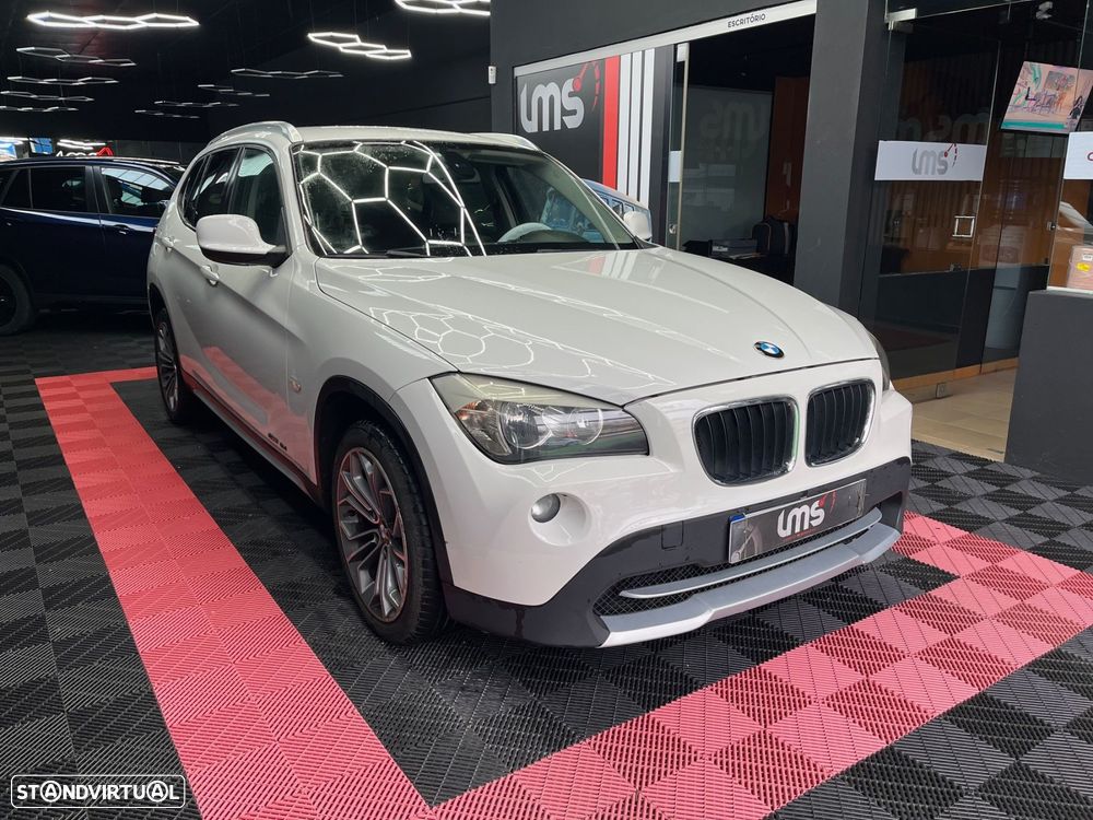 BMW X1 18 d sDrive - 1