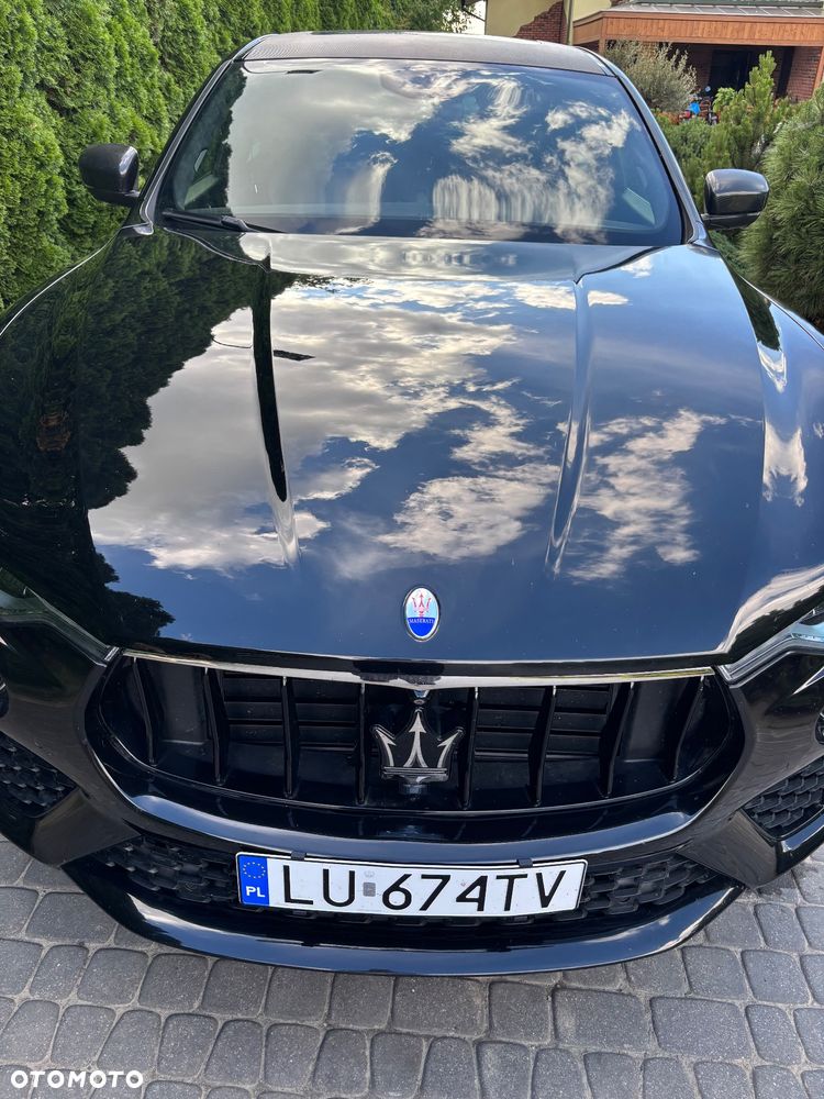 Maserati Levante - 2
