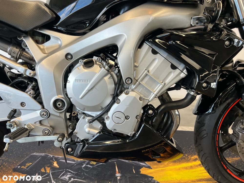 Yamaha FZ6 - 23