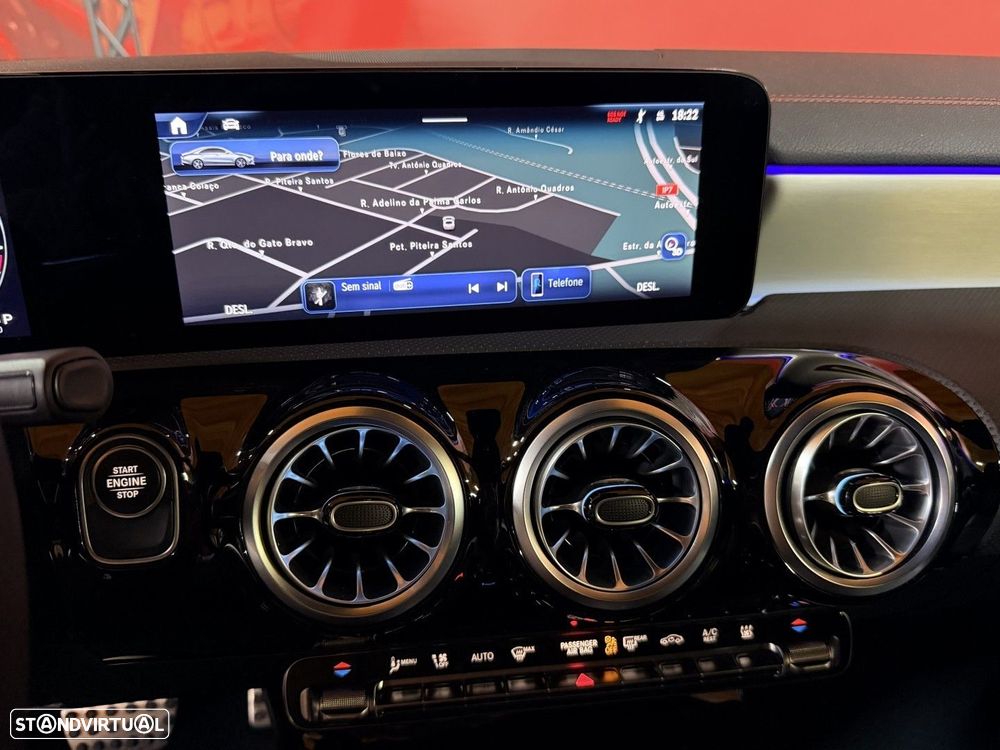 Mercedes-Benz CLA 250 e AMG Line - 12