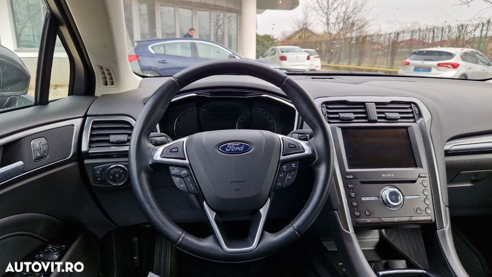 Ford Mondeo - 14