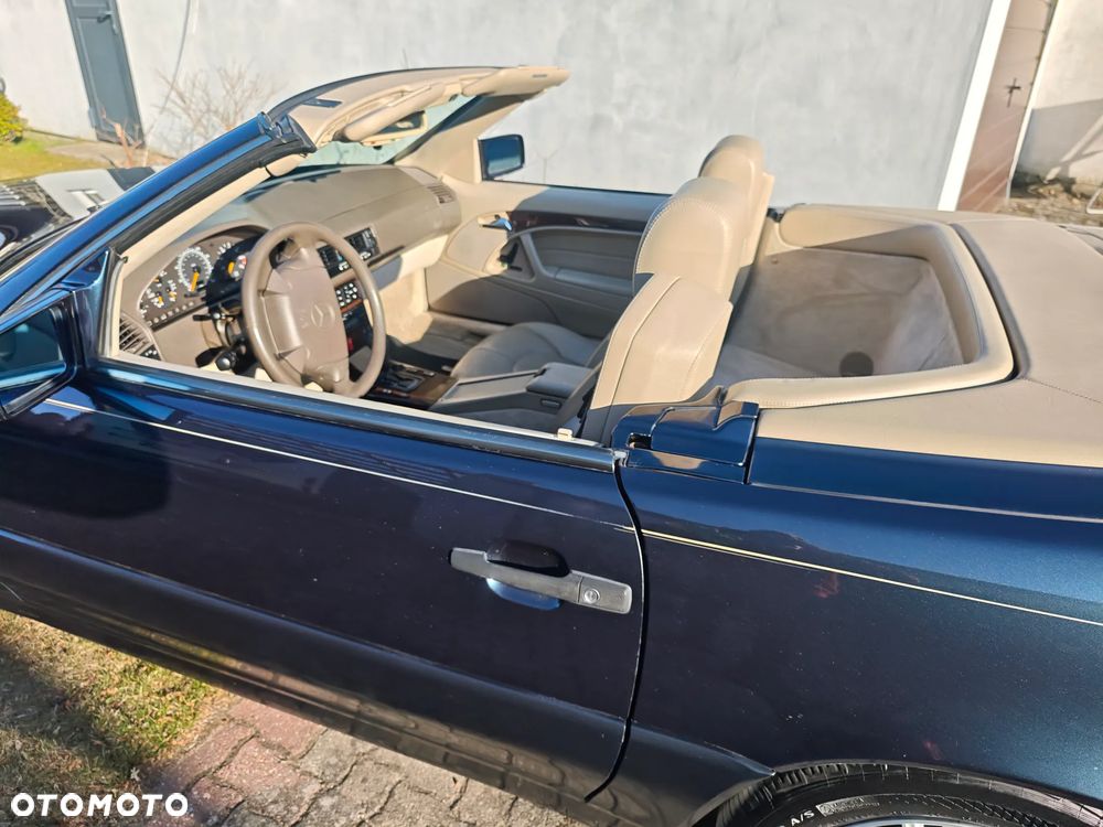 Mercedes-Benz SL - 8