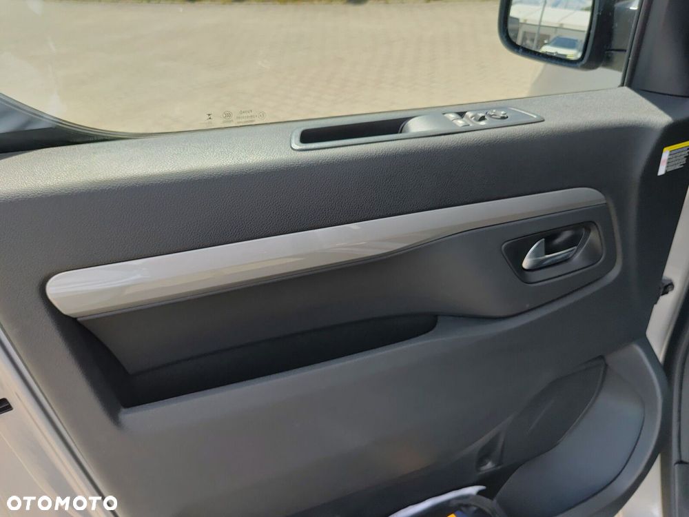 Opel Zafira - 10
