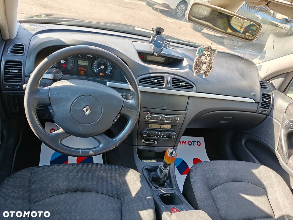 Renault Laguna 1.9 dCi Initiale - 6
