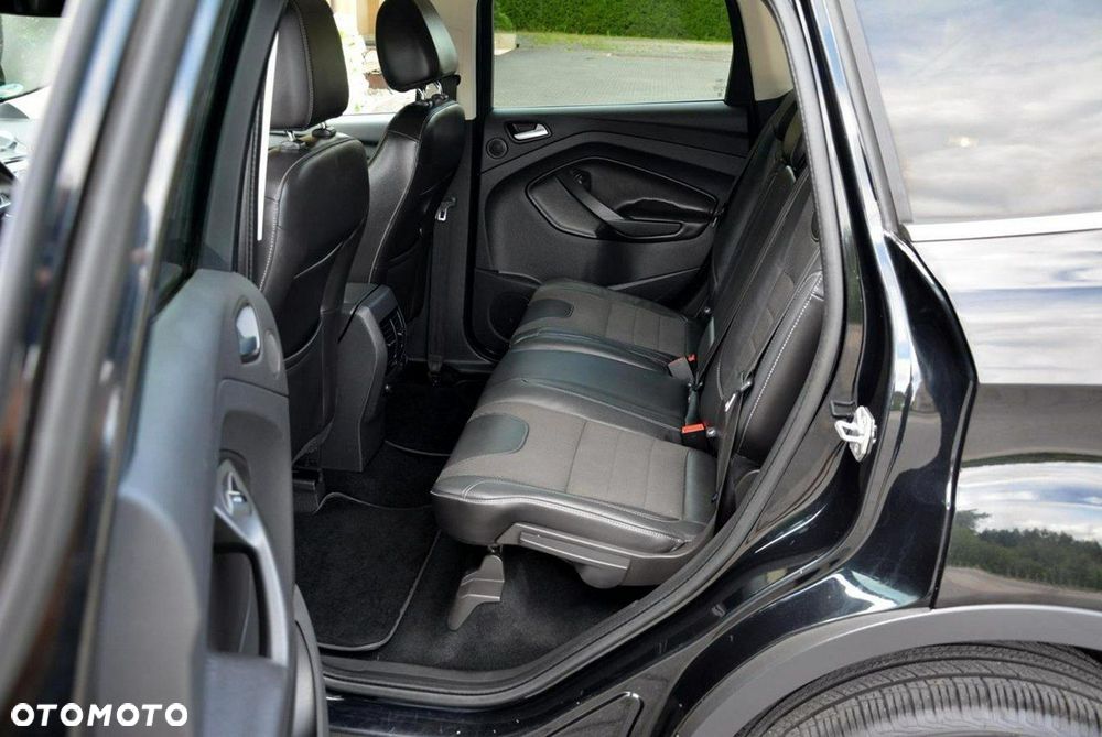 Ford Kuga 2.0 TDCi FWD Titanium - 14