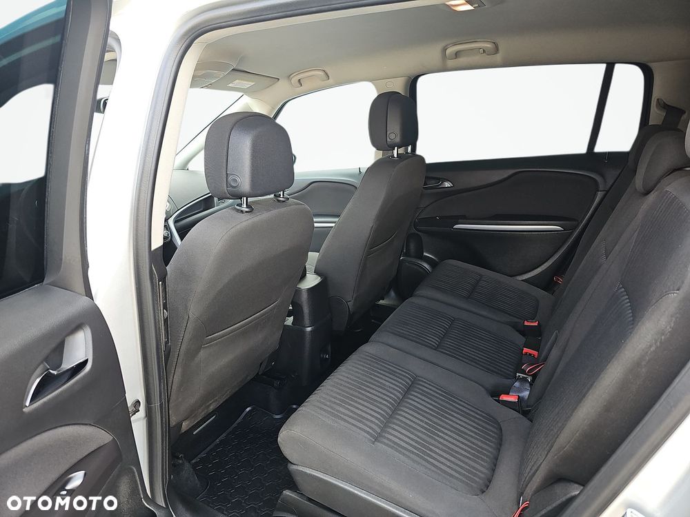 Opel Zafira 1.4 T Enjoy EU6 - 11