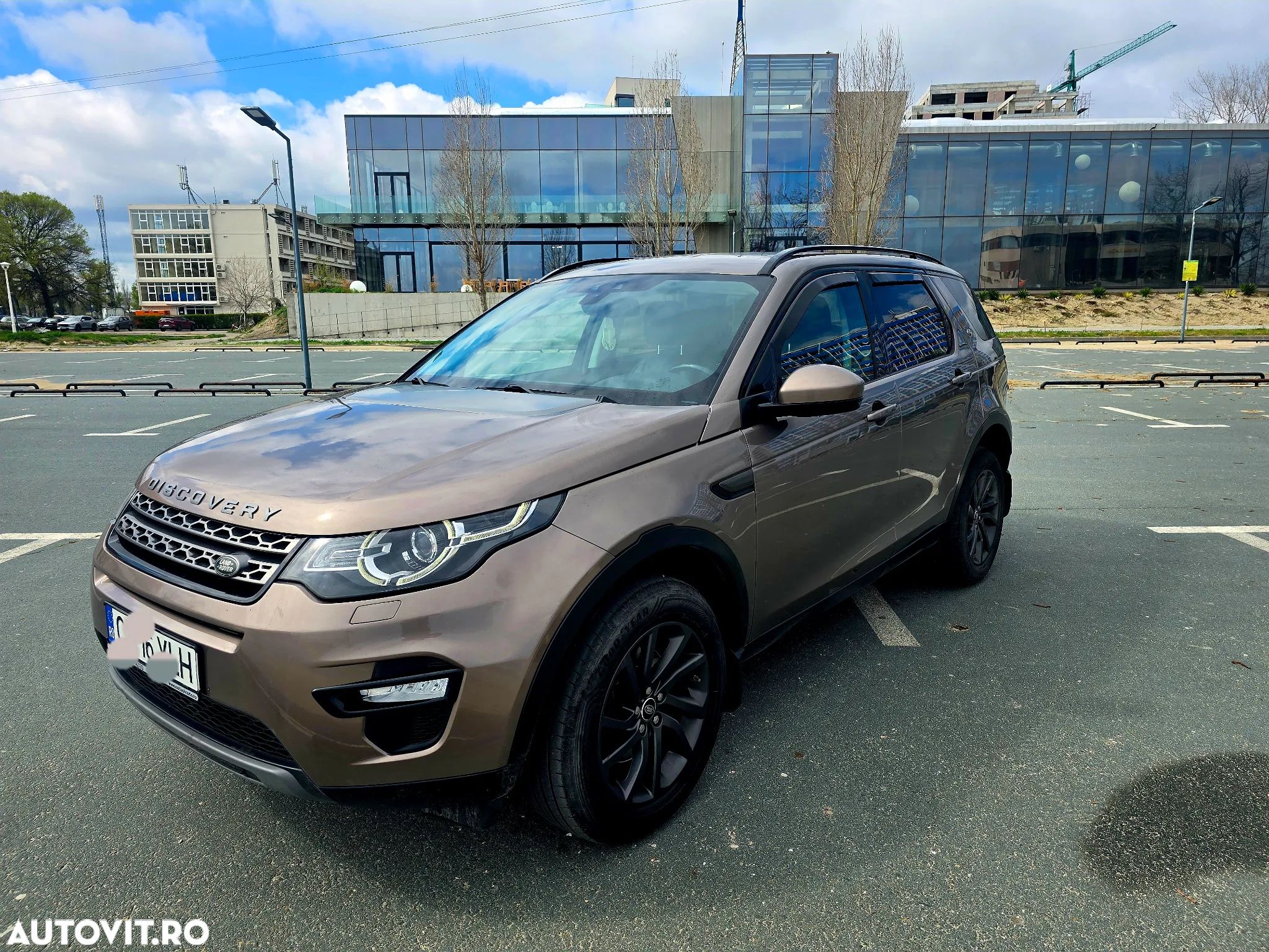 Land Rover Discovery Sport 2.0 D180 MHEV - 1