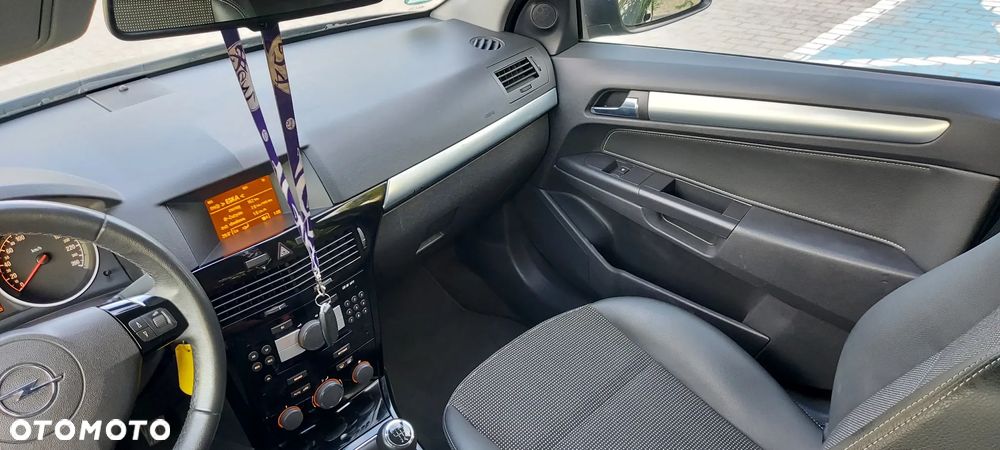 Opel Astra 1.8 Edition - 40