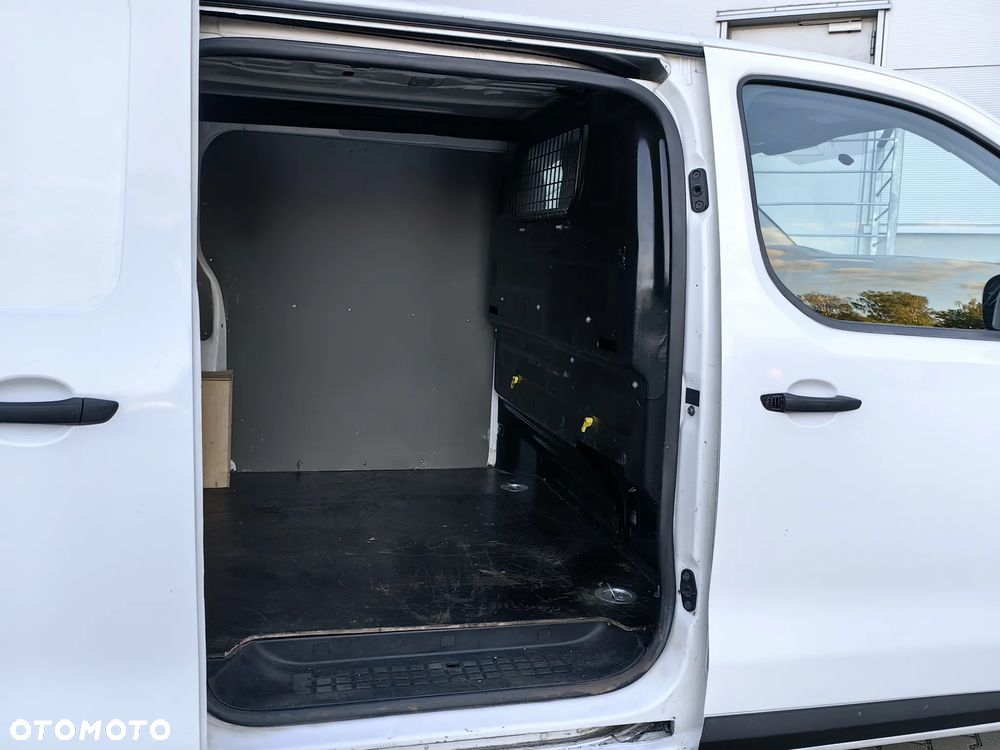 Toyota Proace LONG 2.0d 122KM - 15
