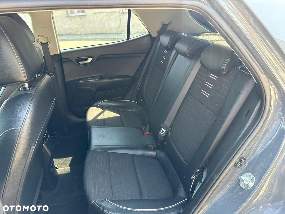 Kia Stonic 1.0 T-GDI MHEV GT Line DCT - 10