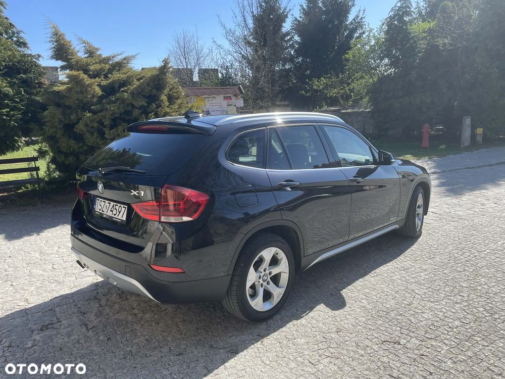BMW X1 sDrive18d xLine - 10