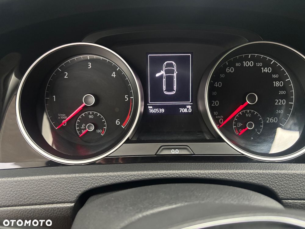 Volkswagen Golf - 12
