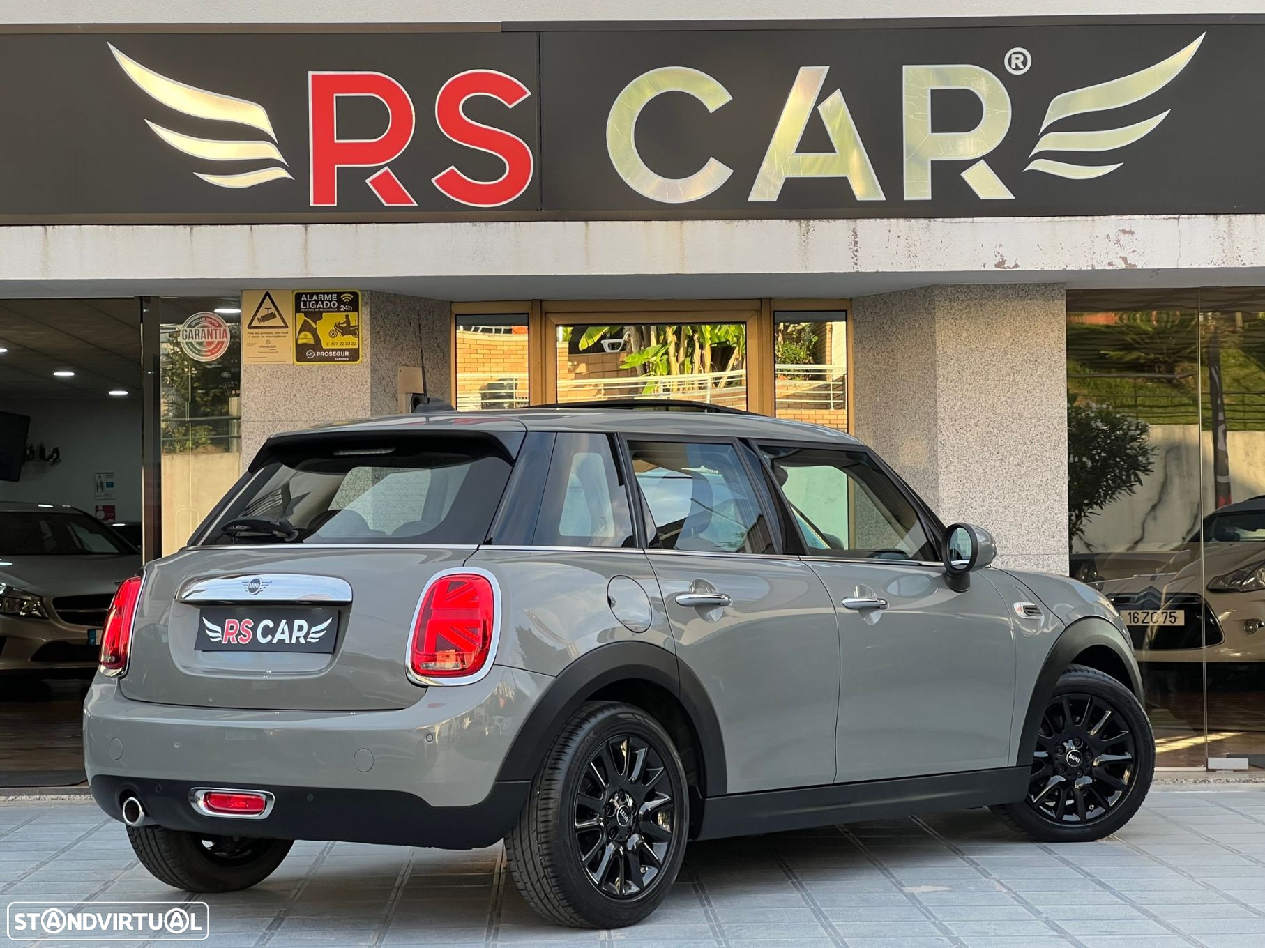 MINI 5 Portas One Auto - 8