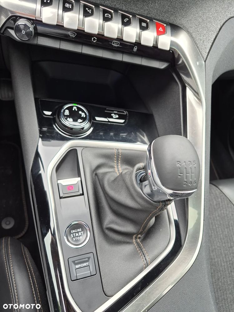 Peugeot 3008 BlueHDi 130 Stop & Start Allure Business-Paket - 13