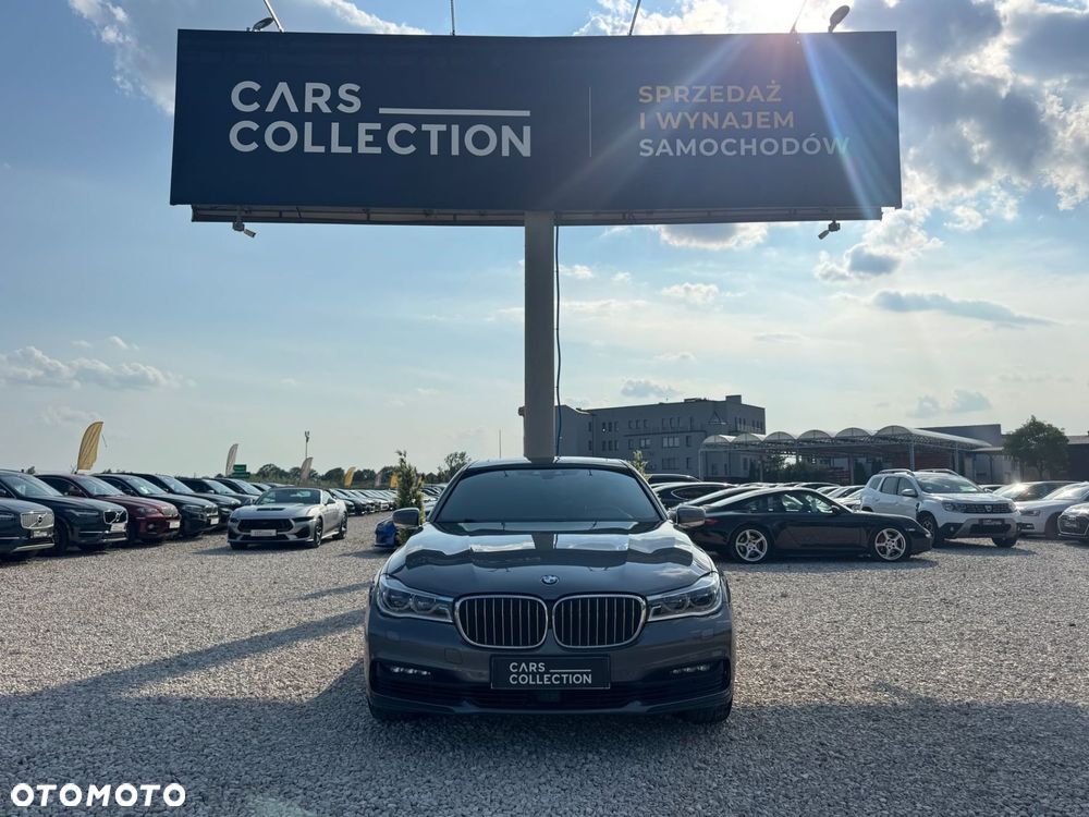 BMW Seria 7 - 26