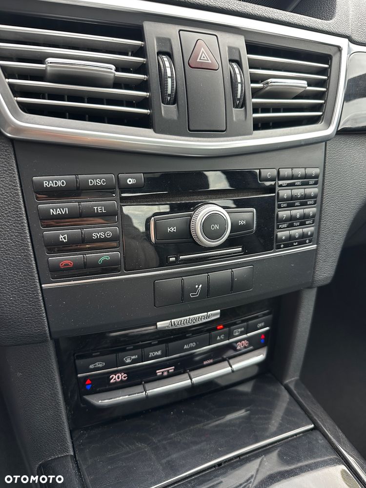 Mercedes-Benz Klasa E 350 CDI 4-Matic Avantgarde - 16