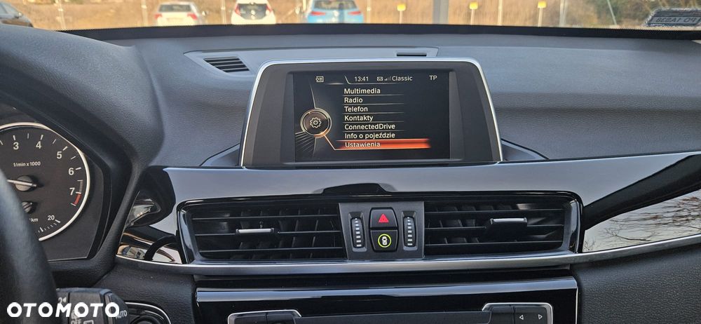BMW X1 sDrive18i - 19